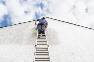 Peinture extérieure à Solente — façades et ravalement
